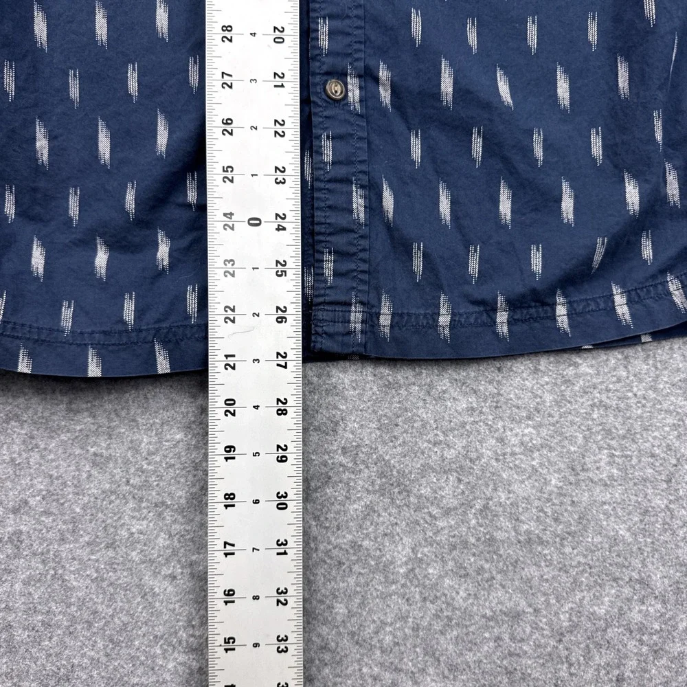 Banana Republic Mens Navy Blue Ikat Print Cotton Short Sleeve Button Down Size S